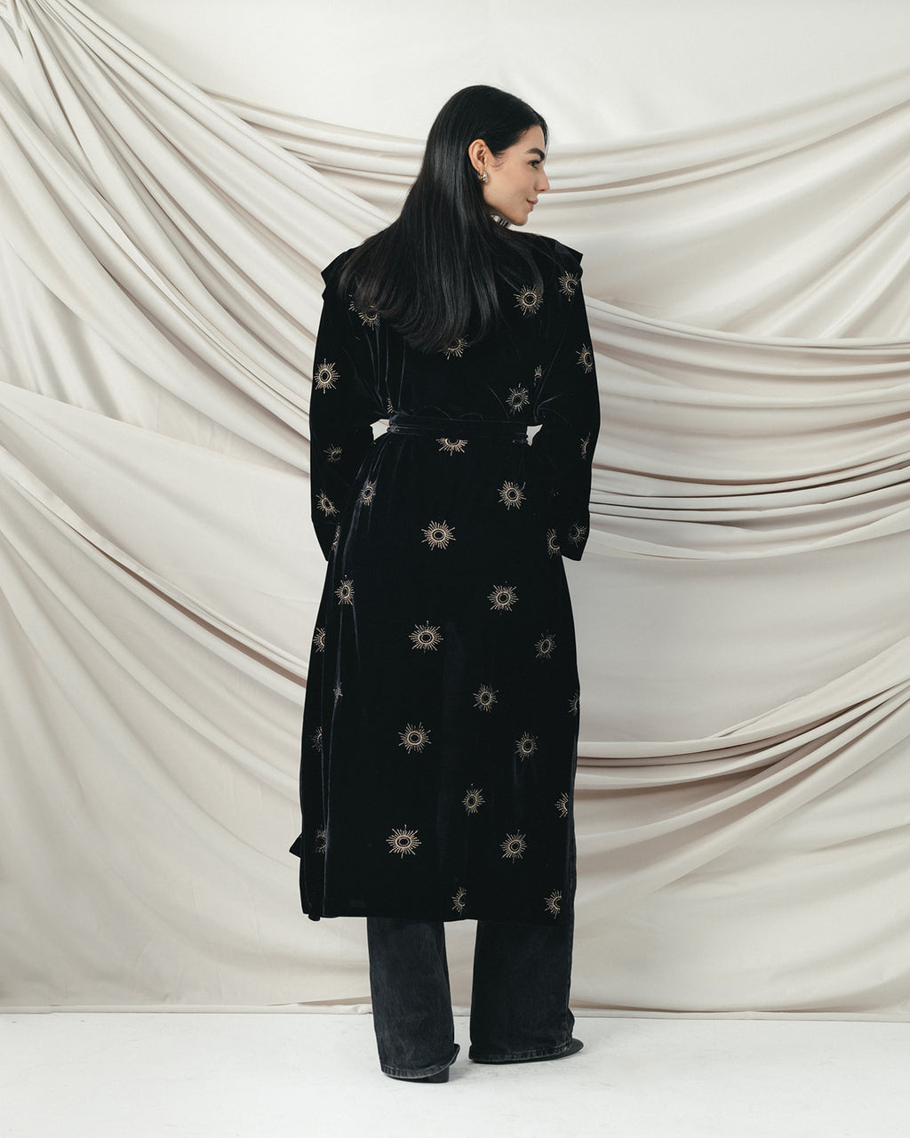 Velvet Royal Aton in Black