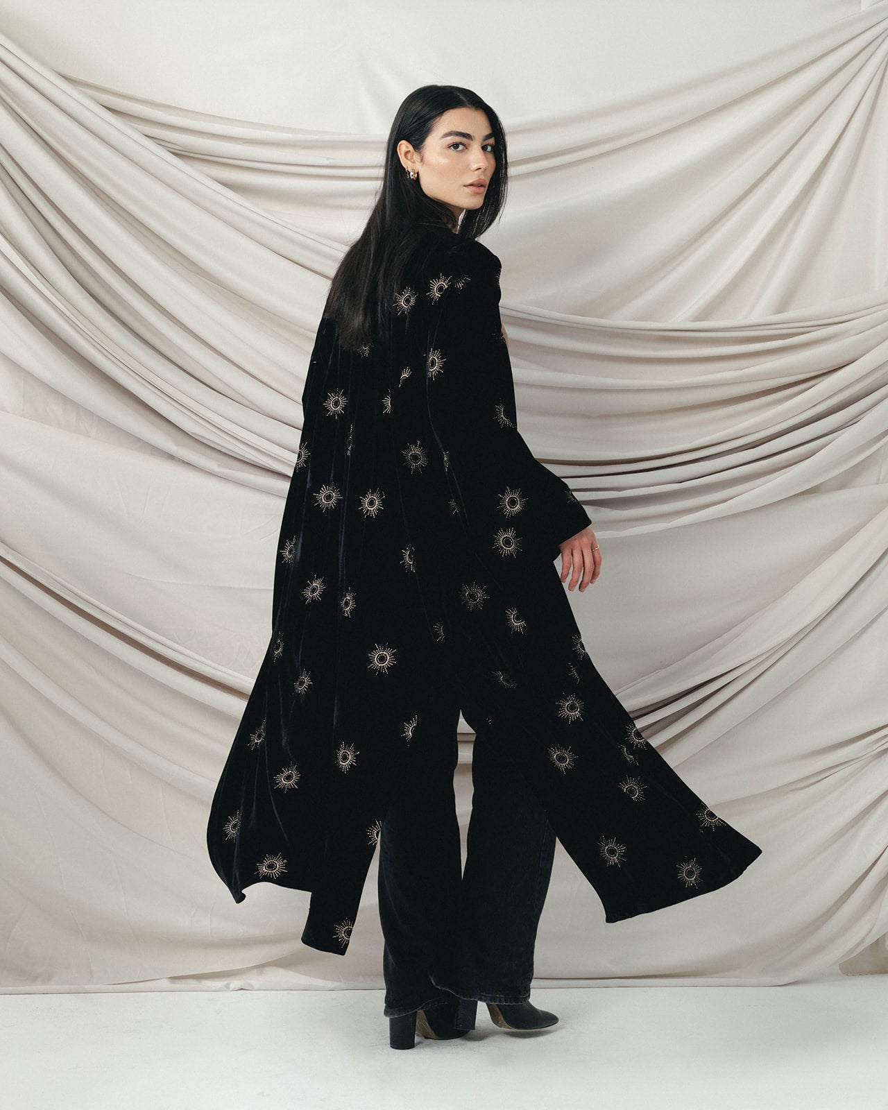 Velvet Royal Aton in Black