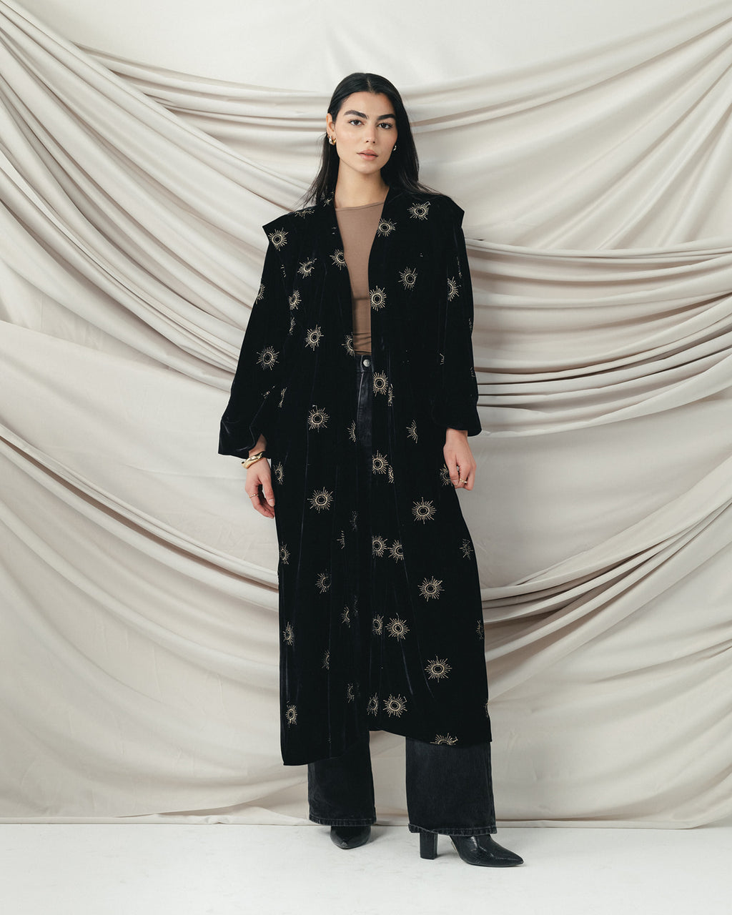 Velvet Royal Aton in Black