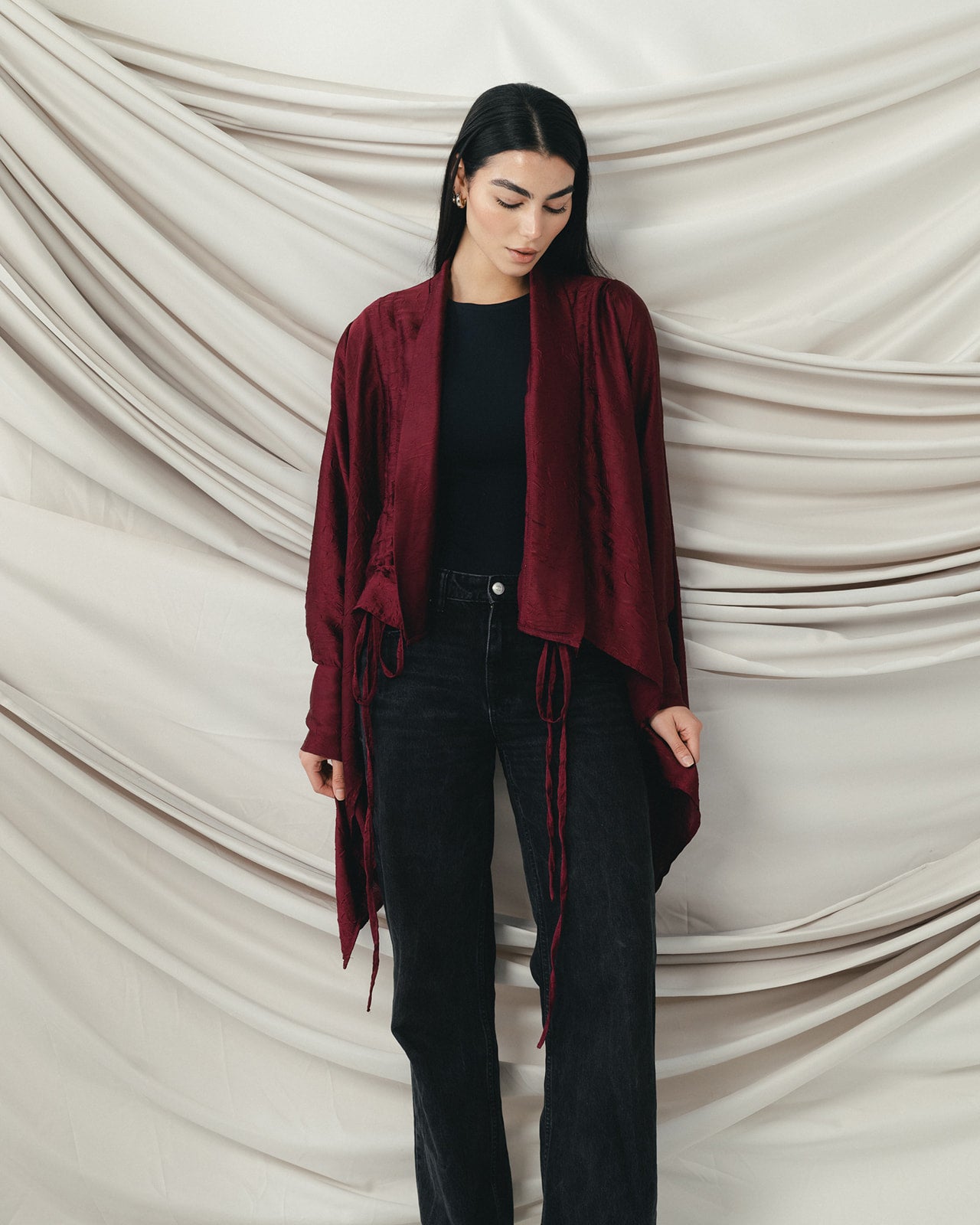 Crinkle Light Satin Cardigan in Burgundy