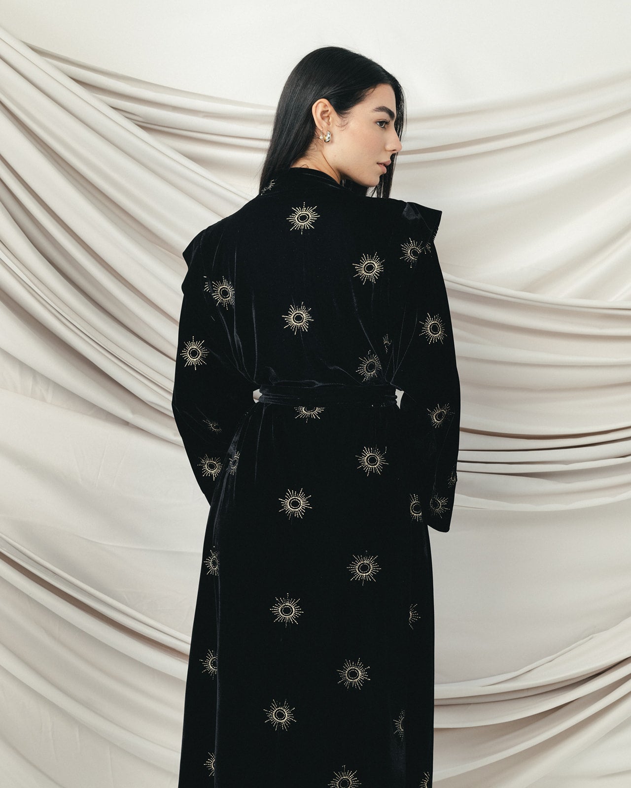 Velvet Royal Aton in Black