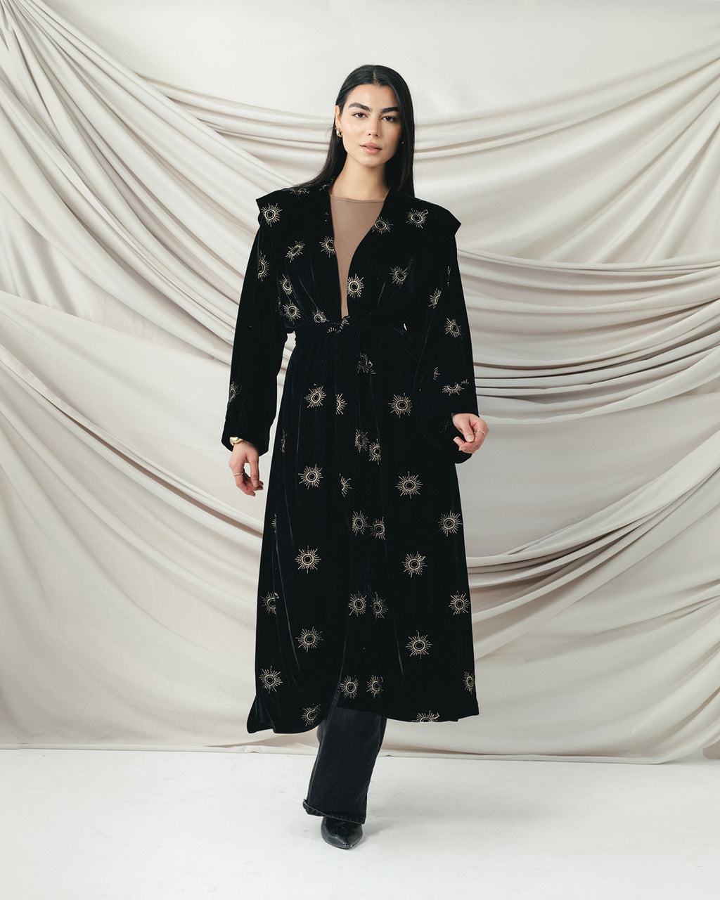 Velvet Royal Aton in Black