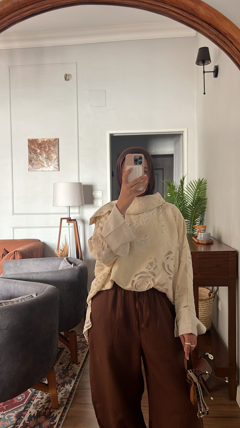 Fossil Blooms in Cream