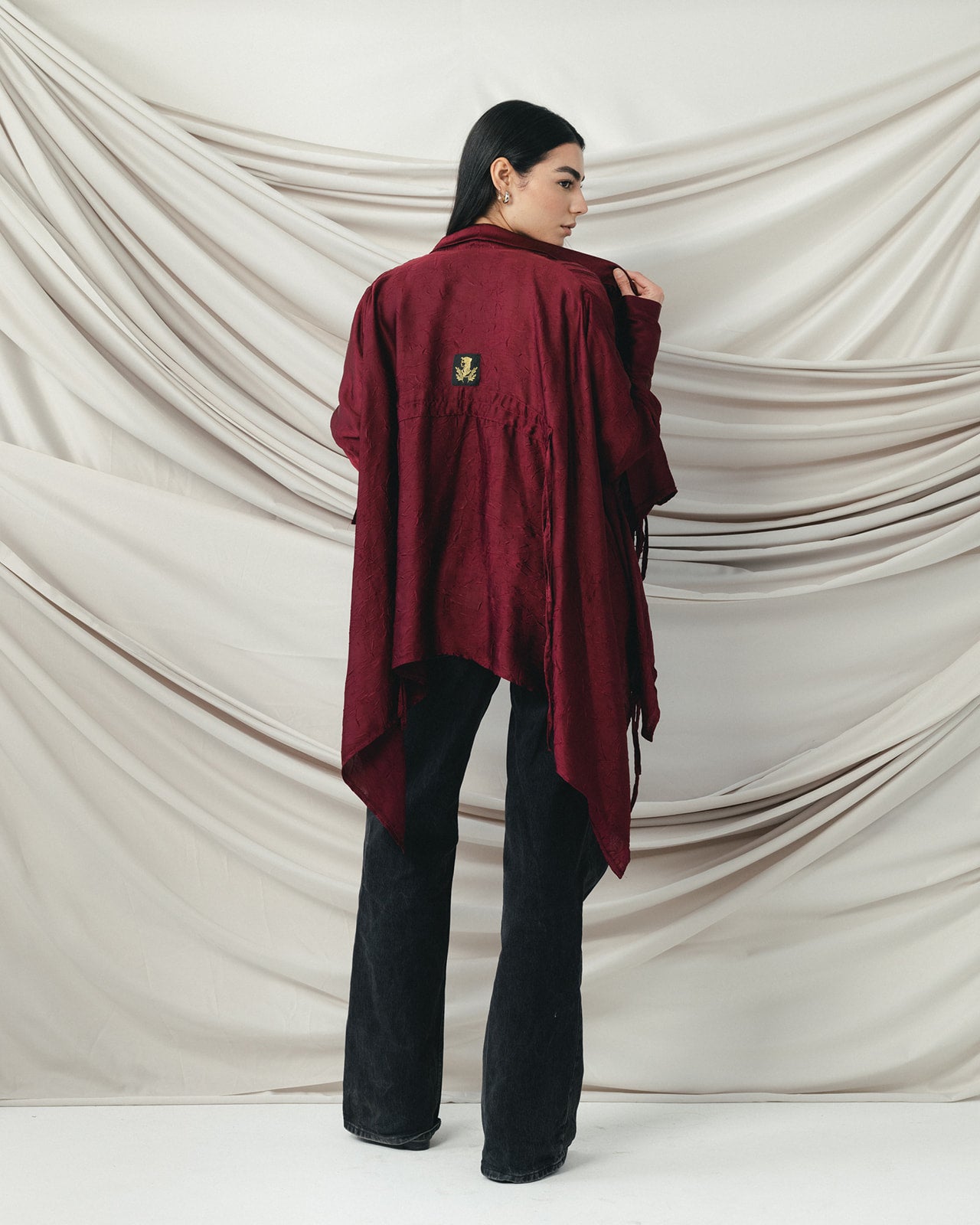 Crinkle Light Satin Cardigan in Burgundy