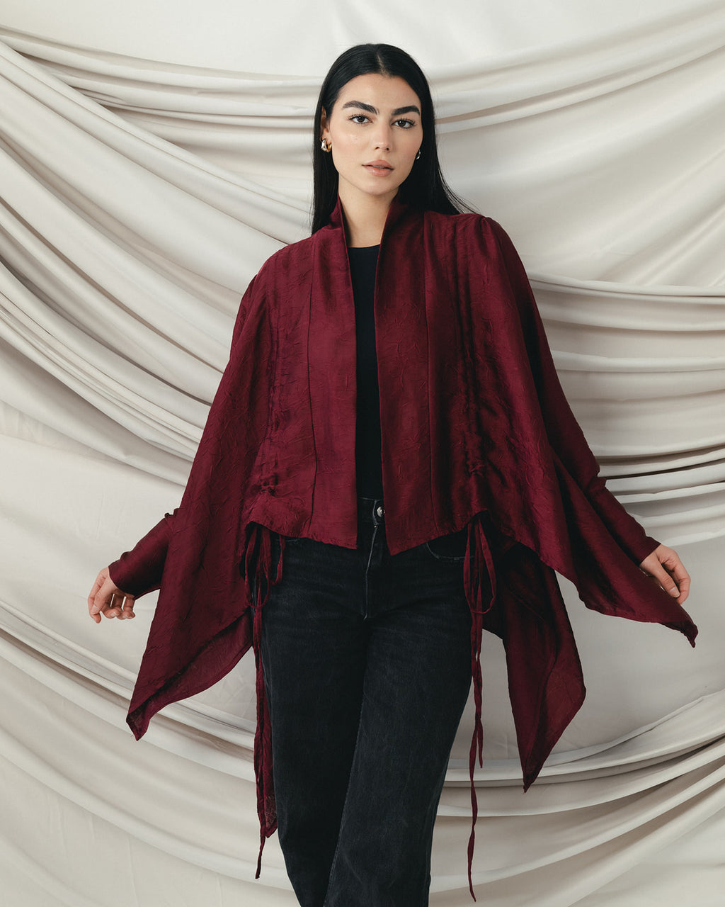 Crinkle Light Satin Cardigan in Burgundy