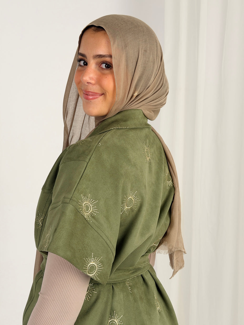 Royal Aton Embroidered Vest - Olive