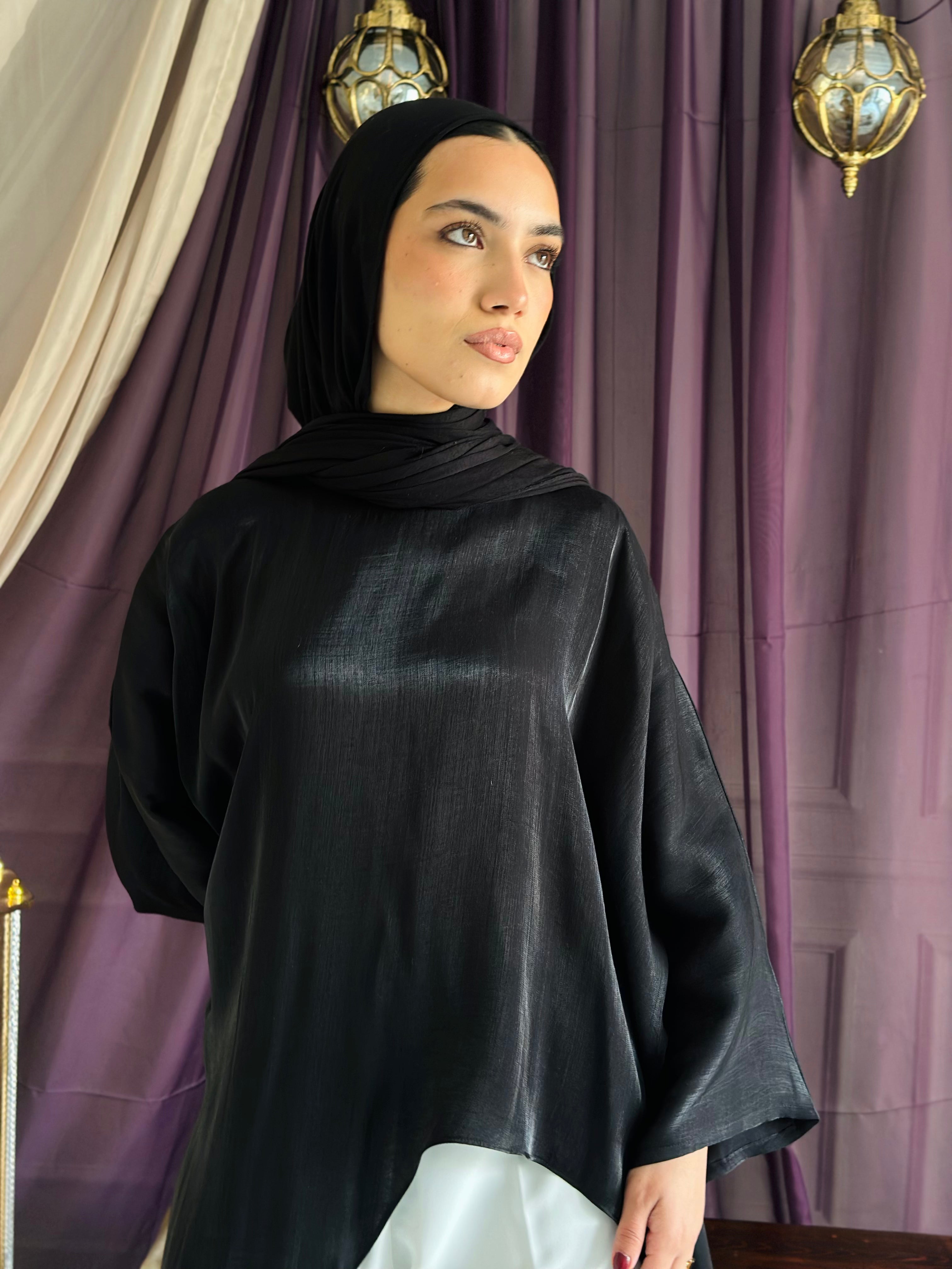 Azar Flow shirt - Black  with Belt