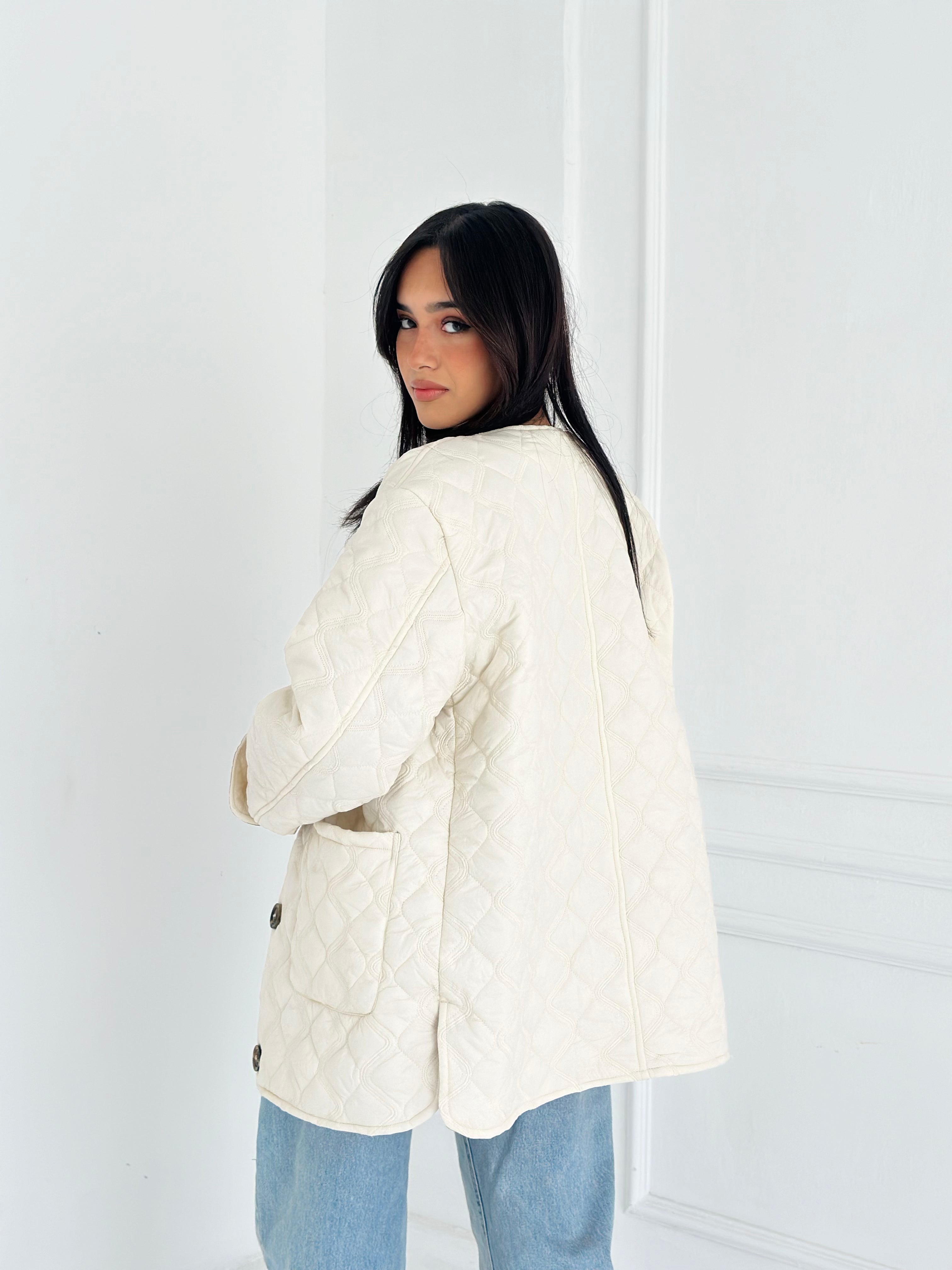 Kingdom Waterproof Jacket - Off White ( items on sale can’t be opened or Refund or Exchange)
