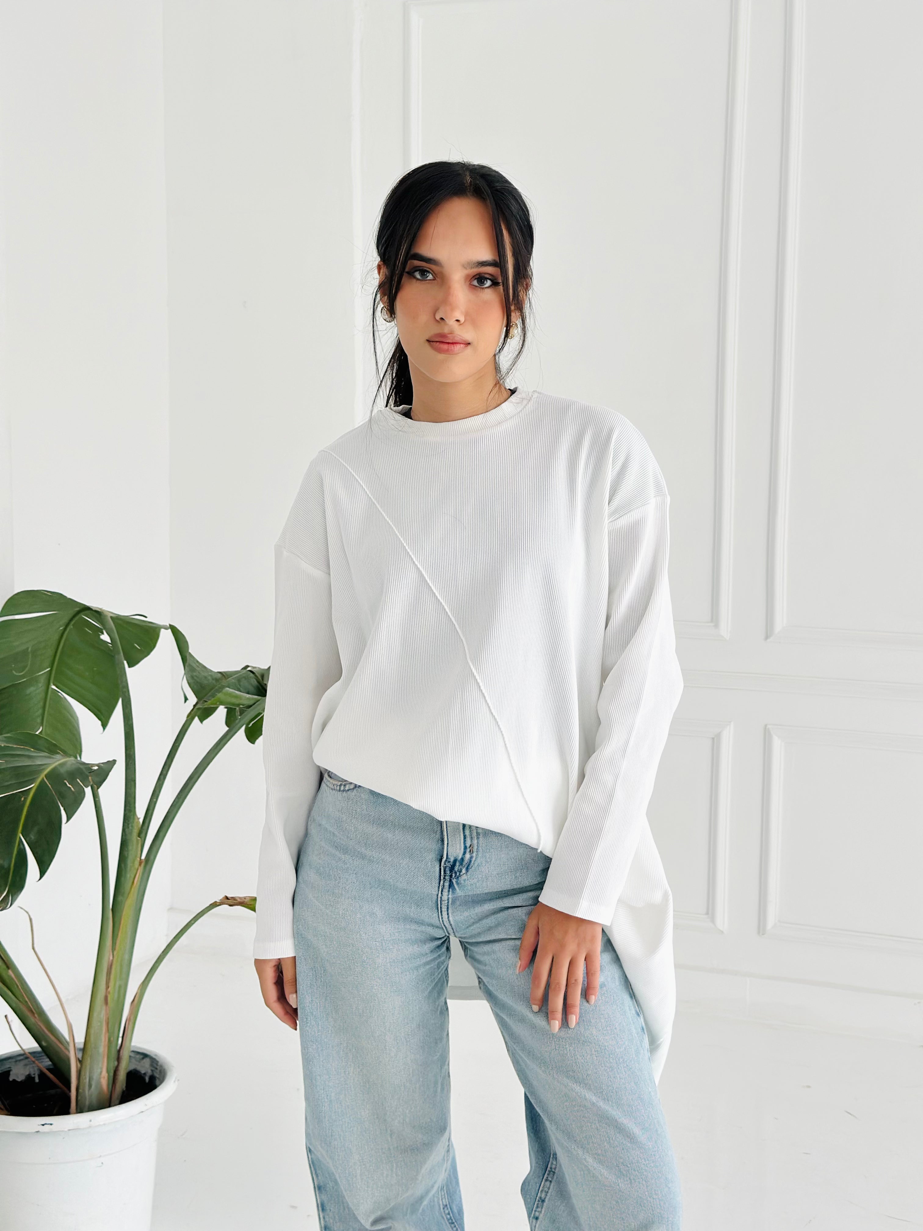 High Low Shirt -White( items on sale can’t be open,refund or exchange )
