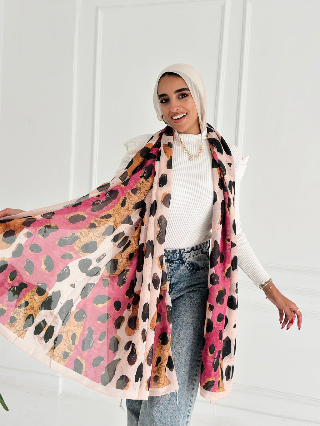 Jaguar Blush Winter Scarf
